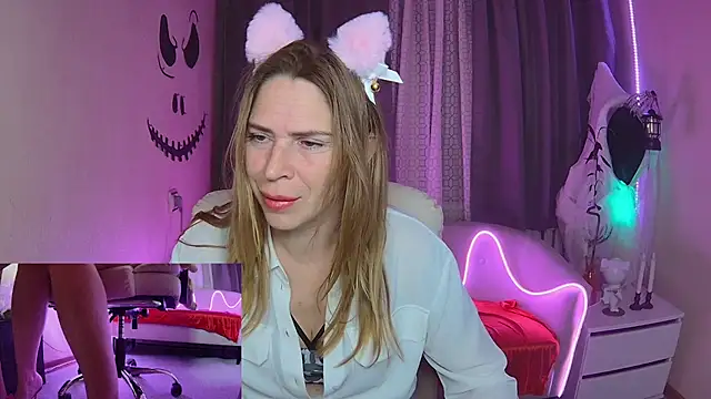 TessaDaybreak online show from October 2025 07:49:02 AM