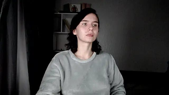 Snapshot of Anna-Sun chatting on June 2026 07:14:01 PM Anna-Sun online show from June 2026 07:14:01 PM