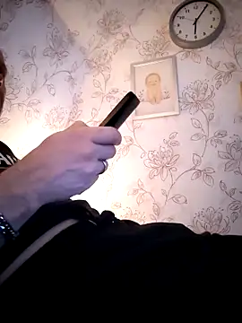 Teemu online show from November 2025 04:07:01 PM