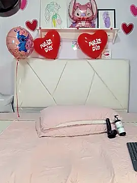 Snapshot of MeliLove- chatting on February 2025 12:33:01 PM MeliLove- online show from February 2025 12:33:01 PM