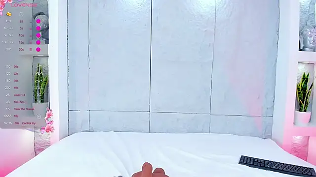 MiaMistrex online show from October 2025 04:26:01 AM