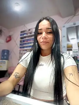 Naatalia online show from February 2026 10:41:01 PM