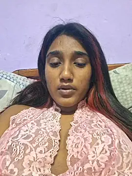 Snapshot of indianpink_lips chatting on June 2026 05:04:02 PM indianpink lips online show from June 2026 05:04:02 PM