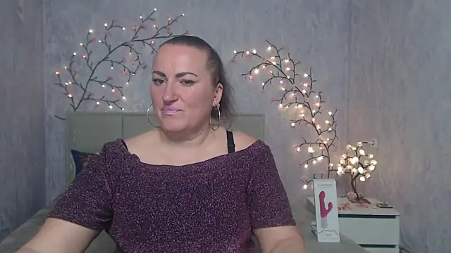 DianaMGG online show from April 2026 05:58:02 AM