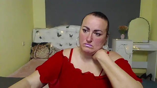 DianaMGG online show from April 2026 05:54:01 AM