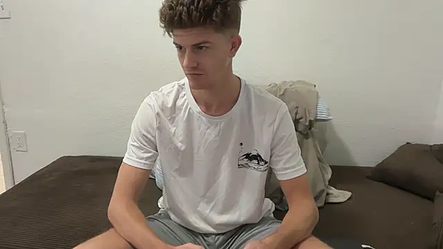 Snapshot of greekmythics chatting on April 2026 11:41:01 AM greekmythics online show from April 2026 11:41:01 AM