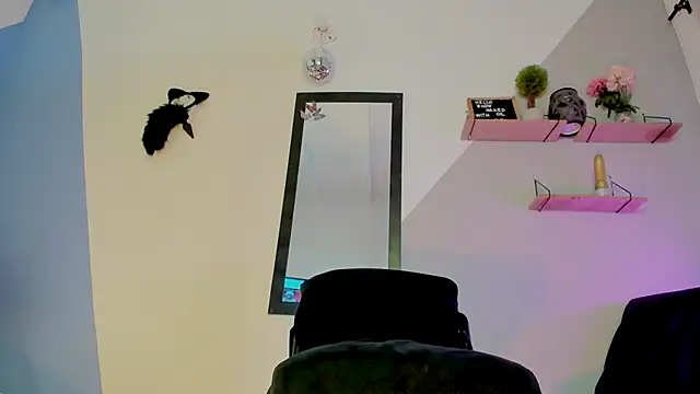 Aria fitness online show from November 2025 01:33:02 PM