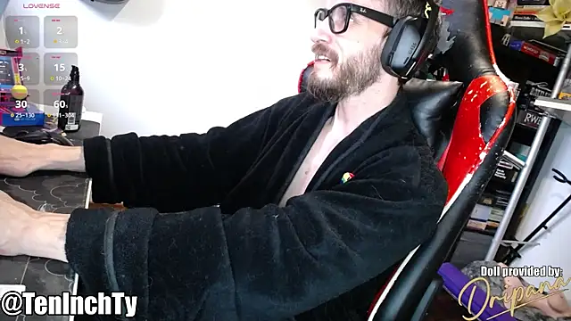 Snapshot of teninchty chatting on April 2026 04:46:02 PM teninchty online show from April 2026 04:46:02 PM