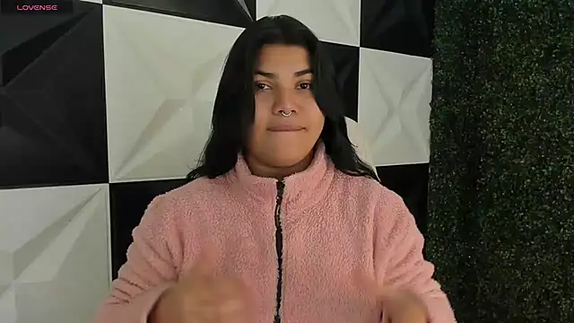 melany rouse18 online show from November 2025 12:25:01 AM