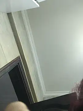 Snapshot of Loly2025 chatting on February 2025 10:00:02 PM Loly2025 online show from February 2025 10:00:02 PM