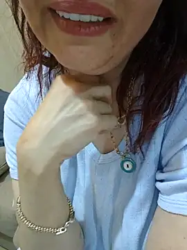 Snapshot of Loly2025 chatting on July 2026 05:40:02 PM Loly2025 online show from July 2026 05:40:02 PM