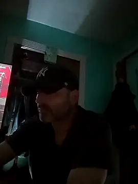 Novabear6996 online show from March 2025 07:49:02 AM