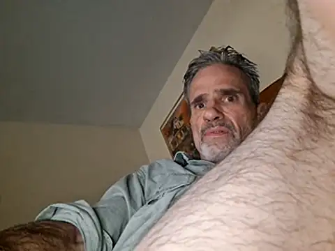 Snapshot of Billgreen69 chatting on May 2026 05:47:01 AM Billgreen69 online show from May 2026 05:47:01 AM