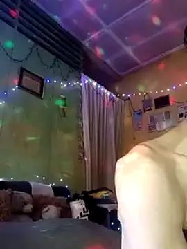 Tolayerfly69 online show from March 2025 08:48:01 AM