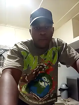 Snapshot of bosszonke123 chatting on February 2025 07:26:01 PM bosszonke123 online show from February 2025 07:26:01 PM