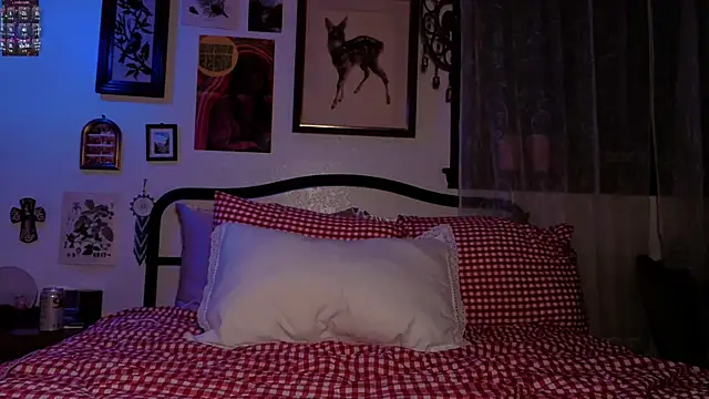 sinfulblonde1 online show from November 2025 05:43:01 AM