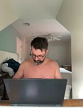 plaintreebull online show from December 2025 05:31:02 PM