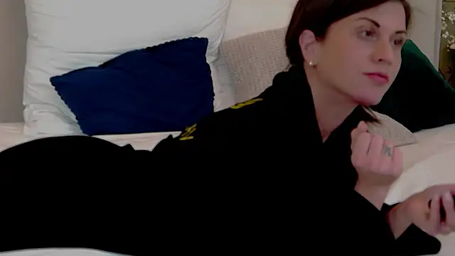 ScarlettShine online show from February 2025 01:13:02 AM