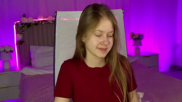 EveMundie online show from February 2026 12:46:02 PM