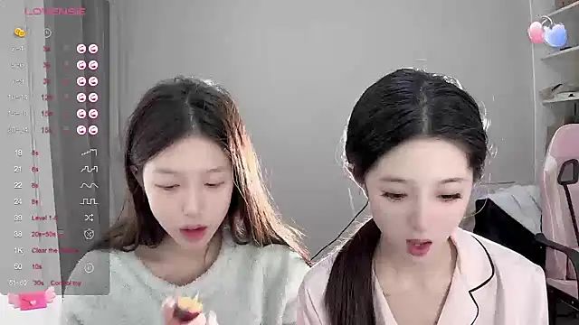 YaYa-521 online show from September 2025 07:51:02 PM