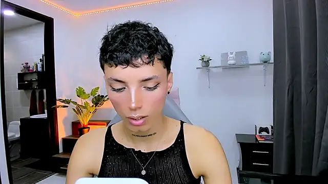 nilam valker online show from September 2025 05:58:01 PM