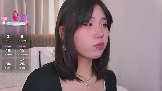 HitomiAoki online show from March 2025 06:16:01 PM