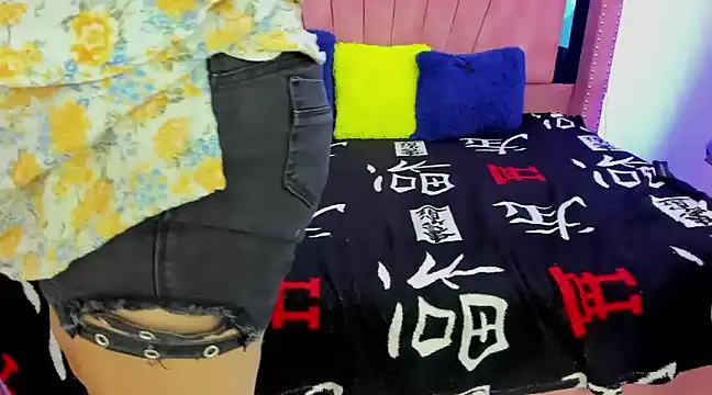 Snapshot of WendyThomson chatting on February 2025 12:49:02 PM WendyThomson online show from February 2025 12:49:02 PM