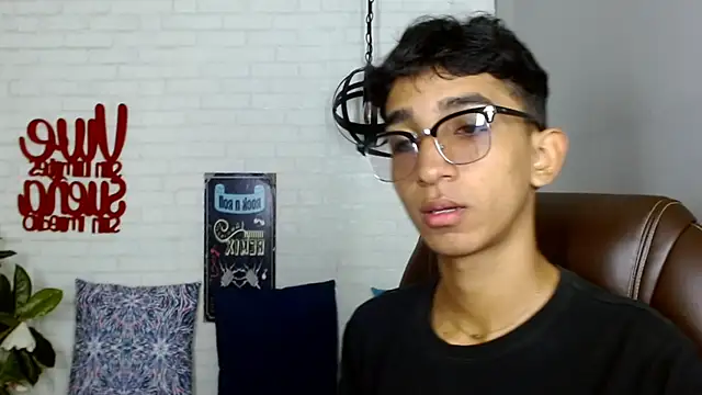 Martin Linares online show from February 2025 01:40:02 PM