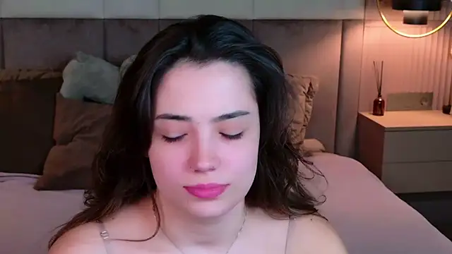 Alice Deleon online show from September 2025 06:06:02 AM