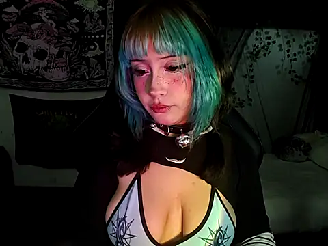 blue katt online show from September 2025 10:10:01 PM