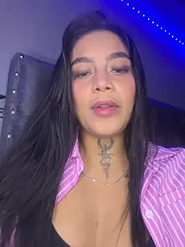 Emily sharlot online show from July 2026 11:07:02 PM