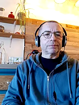 Snapshot of Xavspank2 chatting on January 2026 10:29:02 AM Xavspank2 online show from January 2026 10:29:02 AM