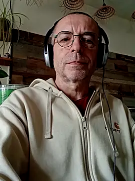Xavspank2 online show from April 2026 09:37:01 AM