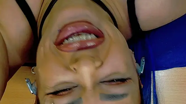 Sophie-Rosenfeld online show from October 2025 11:00:02 AM