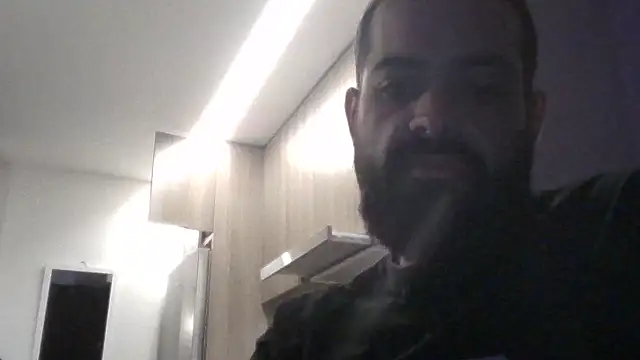 guccititi online show from November 2025 02:32:02 AM