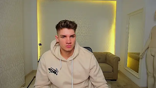 MaxKaiden online show from November 2025 05:28:02 AM