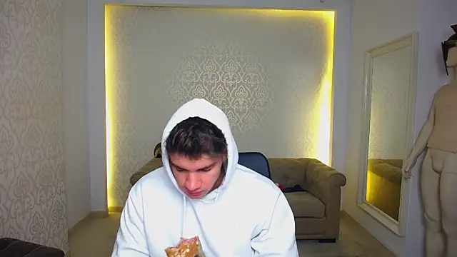 MaxKaiden online show from January 2026 05:55:01 AM