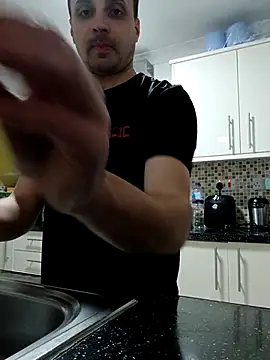 Snapshot of Eusuntnoulgigolo chatting on February 2026 06:36:01 PM Eusuntnoulgigolo online show from February 2026 06:36:01 PM