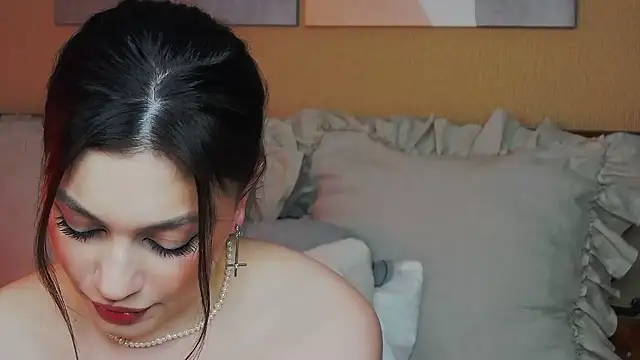 Snapshot of RitaVesper chatting on January 2026 06:43:02 PM RitaVesper online show from January 2026 06:43:02 PM