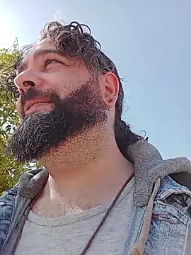 Snapshot of serpensy chatting on October 2025 12:06:01 PM serpensy online show from October 2025 12:06:01 PM