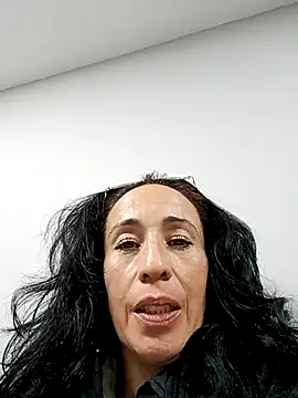 Coeur de luxure online show from February 2025 07:31:02 PM