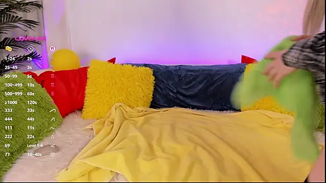 angel claire online show from March 2026 07:15:02 PM