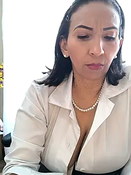 Mrsvictoriaaa online show from April 2026 07:36:02 PM