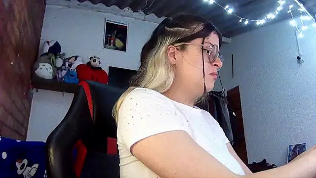 Emily  katz online show from March 2025 03:57:02 PM