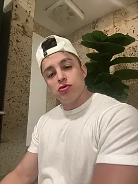 Snapshot of jalejoc1 chatting on March 2025 01:45:01 AM jalejoc1 online show from March 2025 01:45:01 AM