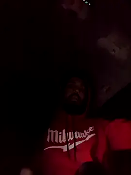 Snapshot of QueenM3 chatting on March 2025 07:57:01 AM QueenM3 online show from March 2025 07:57:01 AM