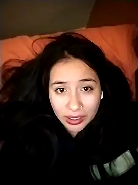 Snapshot of sweetie__annieee chatting on February 2026 04:33:02 AM sweetie annieee online show from February 2026 04:33:02 AM