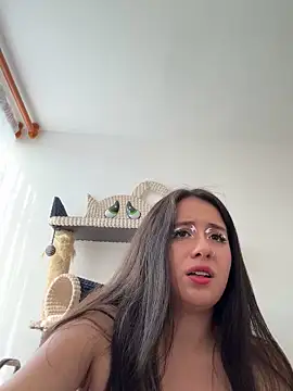 Snapshot of sweetie__annieee chatting on April 2026 08:51:01 PM sweetie annieee online show from April 2026 08:51:01 PM