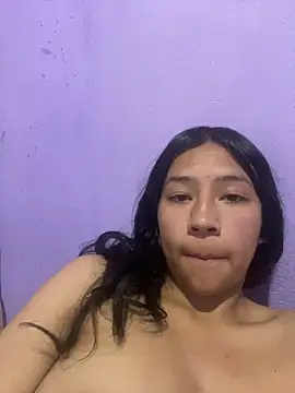 Snapshot of kitty_jets chatting on March 2025 02:20:01 AM kitty jets online show from March 2025 02:20:01 AM