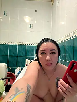 Naughtbaby 2025 online show from November 2025 04:06:01 PM